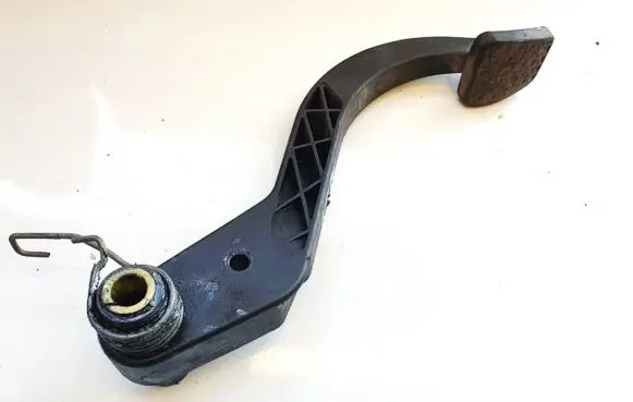 Opel Astra G Clutch pedal 90539237 28870