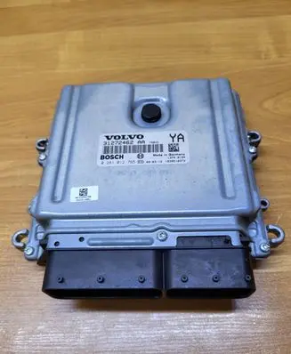 Volvo XC60 Engine control unit/module 31272462AA 0281012765