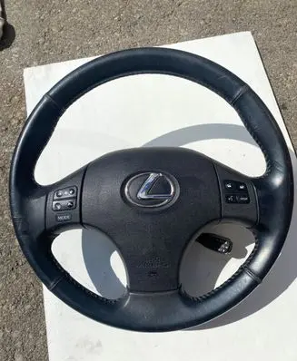 Lexus IS 220D-250-350 Steering wheel