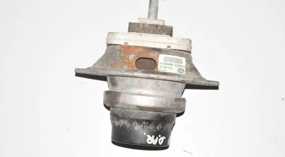 Land Rover Discovery 4 - LR4 Engine mount bracket AH226A003BA