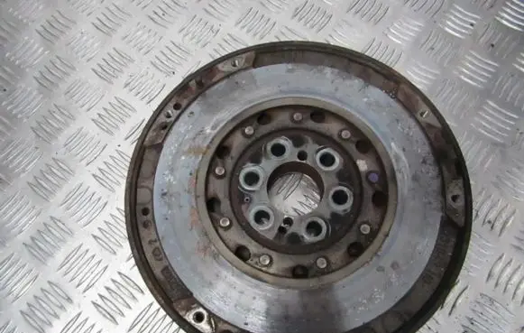Alfa Romeo GT Flywheel 281599 281843H0