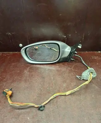 Peugeot 607 Front door electric wing mirror E9024091 E9014091