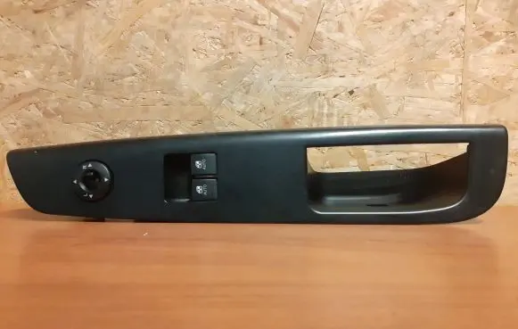 KIA Ceed Electric window control switch 935701H020 1415