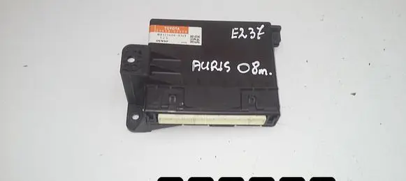 Toyota Auris 150 Engine control unit/module 88650-02430 mb177600-3703