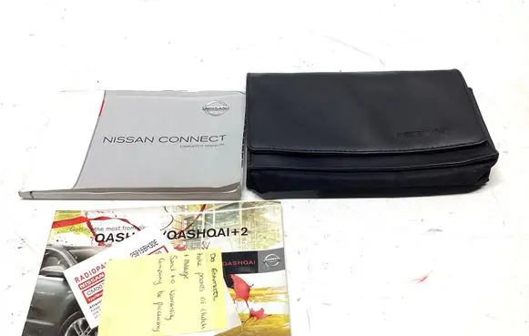 Nissan Qashqai+2 Owners service history hand book 