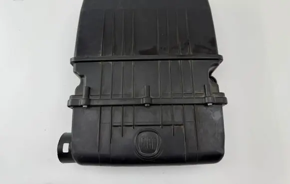 Fiat 500 Air filter box 51773400 51885352