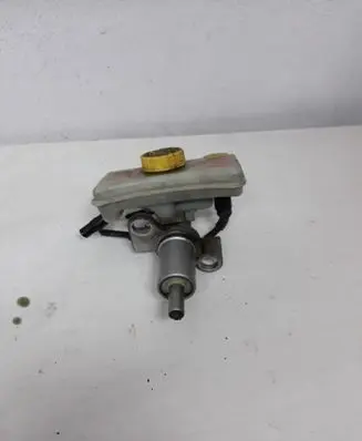 Audi A4 S4 B6 8E 8H Master brake cylinder
