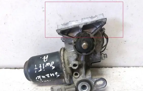 Suzuki Swift I Wiper motor 3810063J60