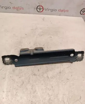 Mercedes-Benz S C217 Fender mounting bracket A2228811314