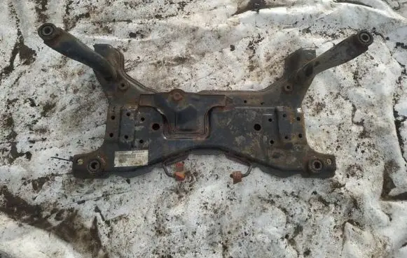 Volvo C30 Front subframe