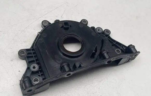 Audi A3 8Y Rear glass lock/latch Q89 05L103151C