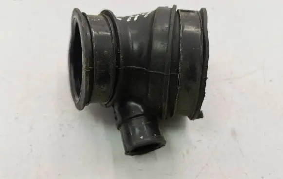 Honda CR-V Air intake hose/pipe