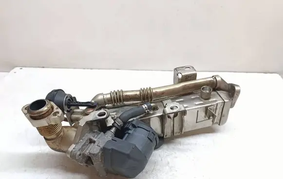 BMW 5 F10 F11 EGR valve cooler 8476993