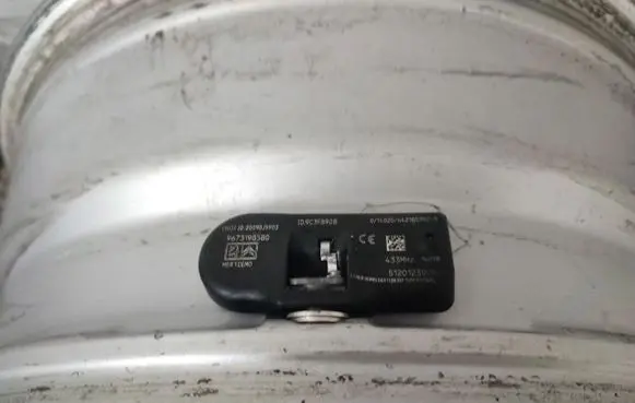 Citroen C5 R12 alloy rim 