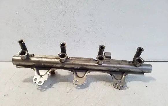 Skoda Superb B6 (3T) Fuel main line pipe 06J133317M 1019139S02