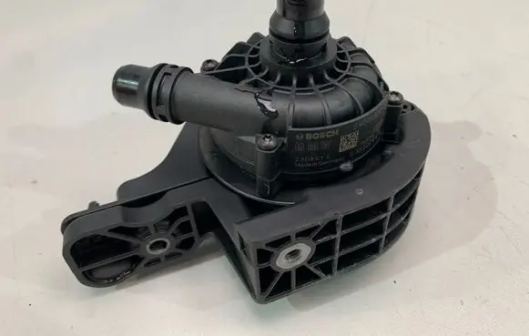 BMW 2 Active Tourer U06 Electric auxiliary coolant/water pump 9455020