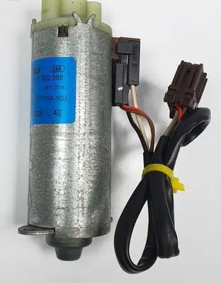 Mercedes-Benz S W220 Seat adjustment motor A2208201542