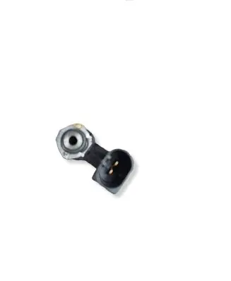 Volkswagen Touran II Fuel injector 03C906