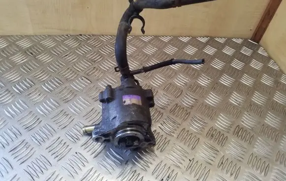 Toyota RAV 4 (XA20) Vacuum pump 0810002740 2930027020