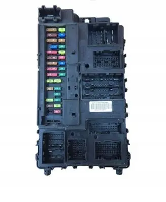 Ford Focus Fuse module HU5T15604CDE