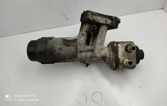 Seat Alhambra (Mk1) Oil filter mounting bracket 038115389