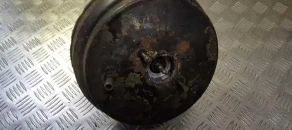 Subaru Forester SF Brake booster