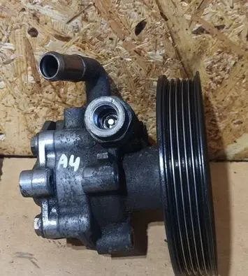 Audi A4 S4 B5 8D Power steering pump