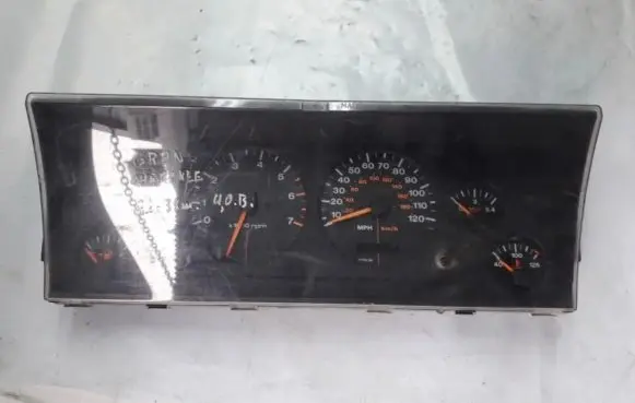 Jeep Grand Cherokee Speedometer (instrument cluster) 56042810 cr-0010-018-m0k0m