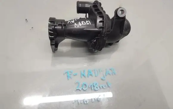 Renault Kadjar Turbo air intake inlet pipe/hose 165761844R