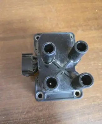 Ford Focus High voltage ignition coil U2001381E