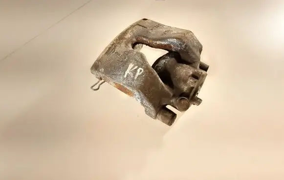 Honda Civic IX Front brake caliper