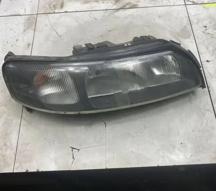 Volvo V70 Headlight/headlamp 8620687 89004806