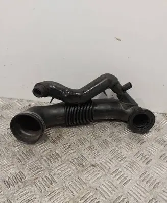 Mercedes-Benz B W245 Air intake duct part A6400900929 A6400101182