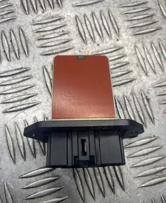 Mazda 3 I Heater blower motor/fan resistor HB151BN7N 4609E30