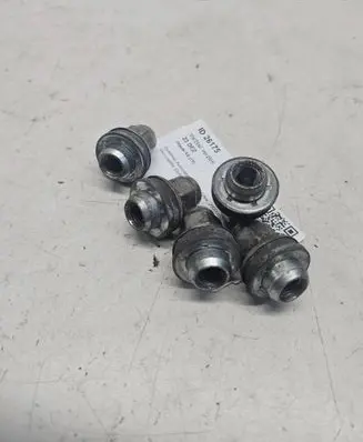 Jaguar XE Nuts/bolts 