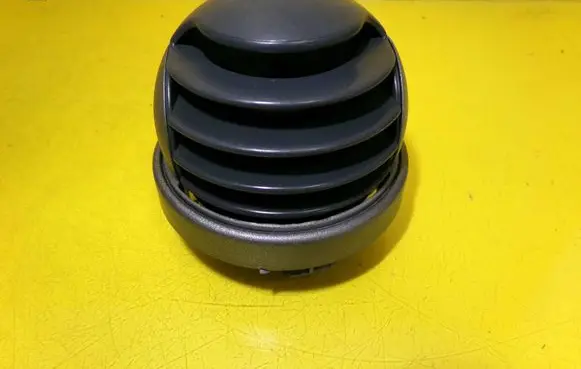 Smart ForTwo I Dashboard side air vent grill/cover trim 5200018400