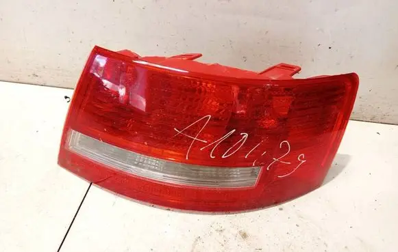 Audi A6 S6 C6 4F Rear/tail lights 11b895b
