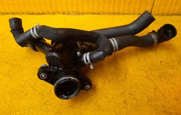 Mercedes-Benz B W247 Thermostat housing A2602000100 A2602002900