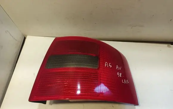Audi A6 S6 C5 4B Rear/tail lights 4B9945096D 39700383
