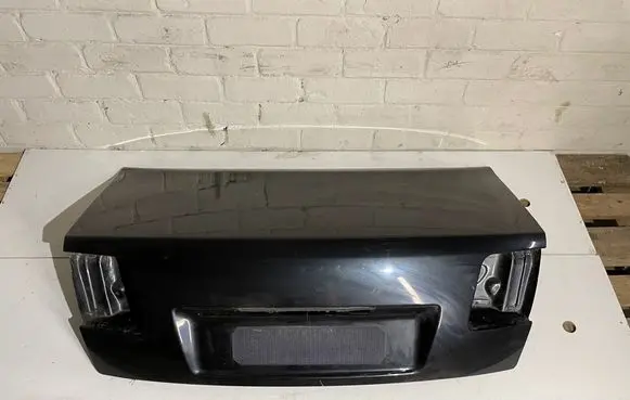 Audi A8 S8 D3 4E Tailgate/trunk/boot lid