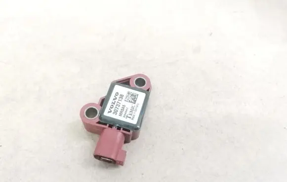 Volvo V50 Airbag deployment crash/impact sensor 30737138 MRSA58840A7