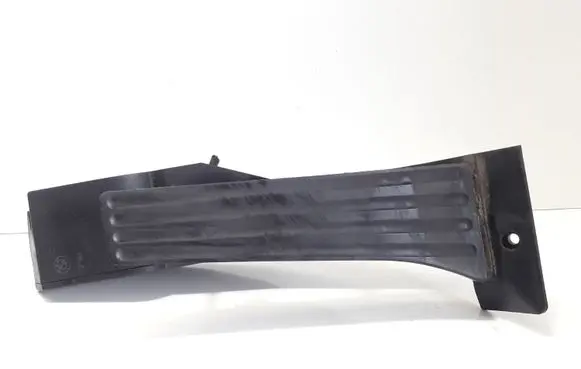 BMW 1 E81 E87 Accelerator throttle pedal 6772646