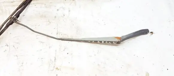 Honda Accord Front wiper blade arm