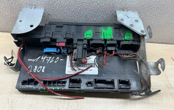Mercedes-Benz E W211 Fuse module 2115459301