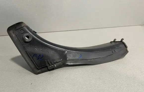 BMW 4 F32 F33 Rear/tail light trim molding 7296104 204094