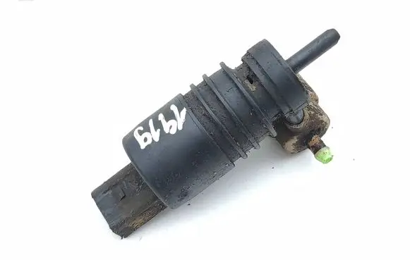 Seat Alhambra (Mk1) Windscreen/windshield washer pump 