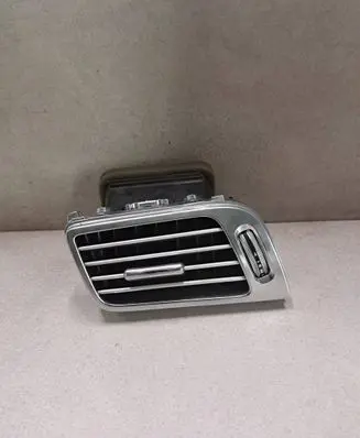 Mercedes-Benz CLS C218 X218 Dashboard side air vent grill/cover trim A2188300954