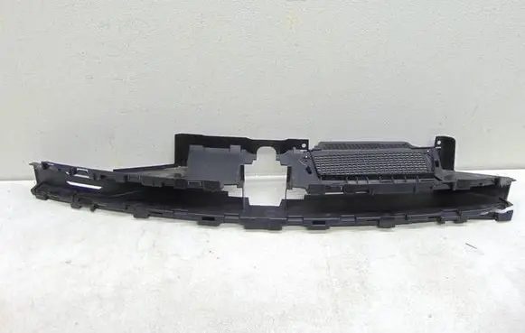 Renault Captur II Front bumper lower grill 626851336R