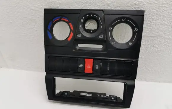 Iveco Daily 4th gen Dashboard center trim panel 178140200
