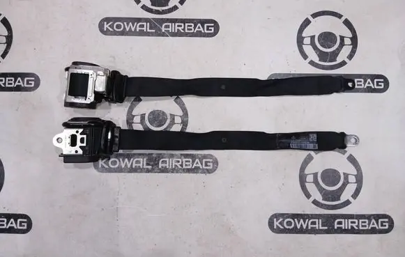 Porsche 911 997 Set of seat belts 99780303305 99780303410 98780303303